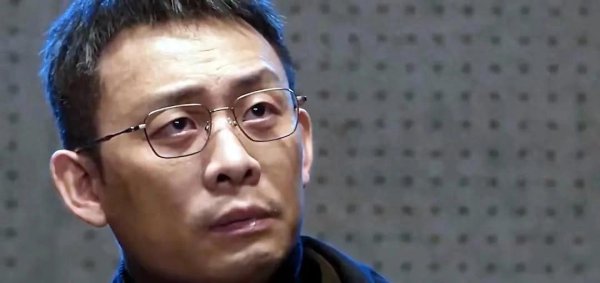 旗开网 《以法之名》乔振兴之死，秦峰、洪亮和李人骏到底啥情况？